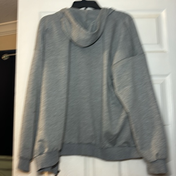 Gray Zeagoo zip up jacket from Amazon - Picture 4 of 5